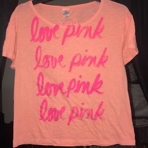 Shortsleeve PINK t-shirt. Size S. Good condition.
